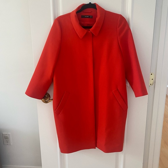 Accent Red Coat Jacket perfect for season transition and for festive events - Picture 3 of 8